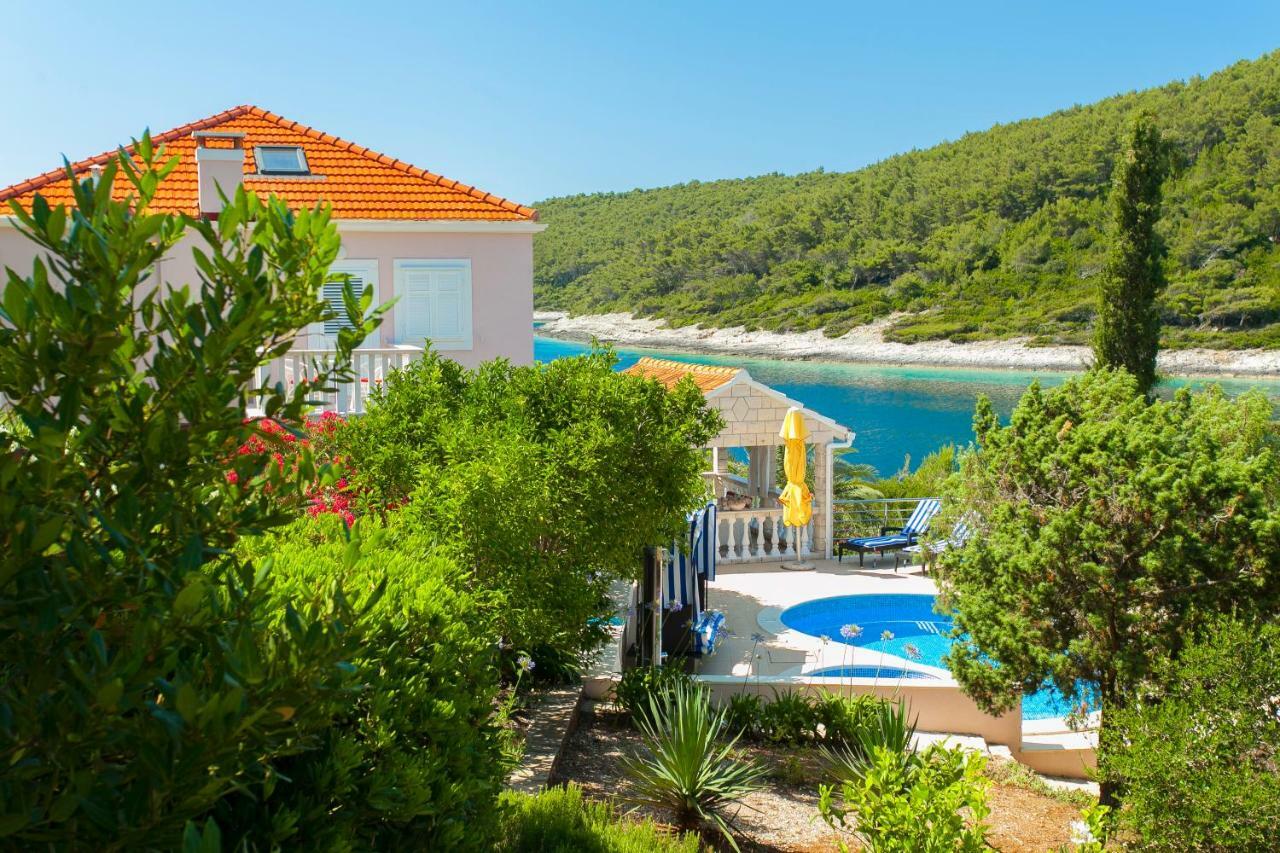 Waterfront Villa With Pool Vela Luka Ngoại thất bức ảnh